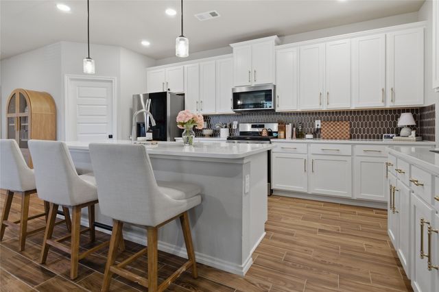 2960 Dixondale Drive, Fort Worth, TX 76108