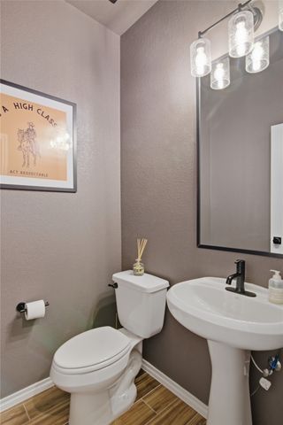 2960 Dixondale Drive, Fort Worth, TX 76108