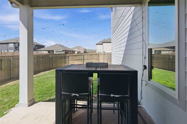 2960 Dixondale Drive, Fort Worth, TX 76108