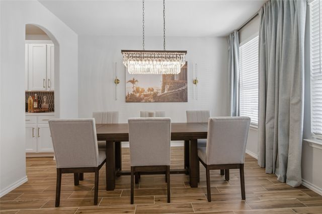 2960 Dixondale Drive, Fort Worth, TX 76108