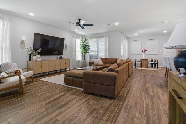 2960 Dixondale Drive, Fort Worth, TX 76108