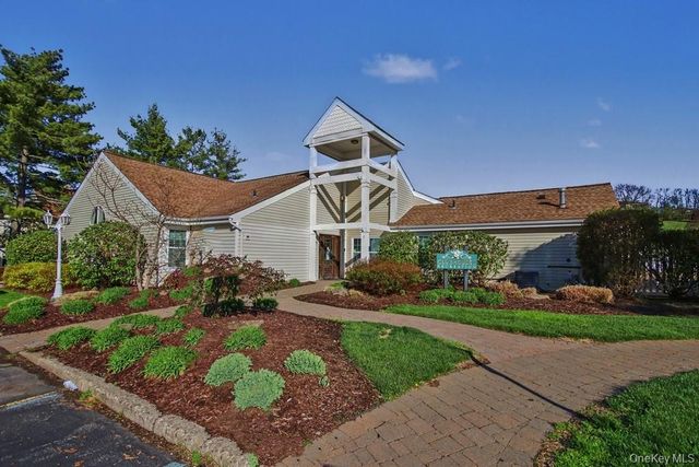 2323 Whispering Hills, Chester, NY 10918