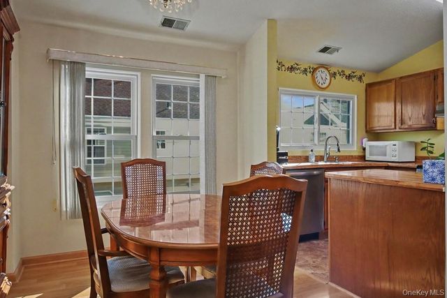 2323 Whispering Hills, Chester, NY 10918