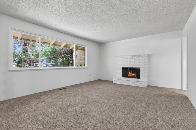 1996 Woodlawn Drive, Medford, OR 97504