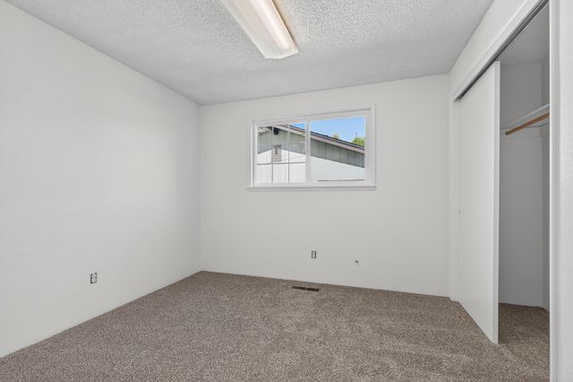 1996 Woodlawn Drive, Medford, OR 97504