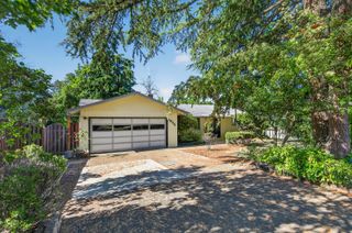 1996 Woodlawn Drive, Medford, OR 97504