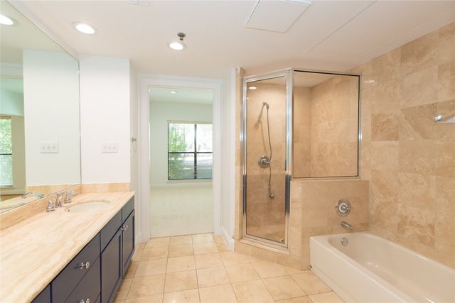 4122 Avondale Avenue 102, Dallas, TX 75219