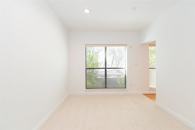 4122 Avondale Avenue 102, Dallas, TX 75219
