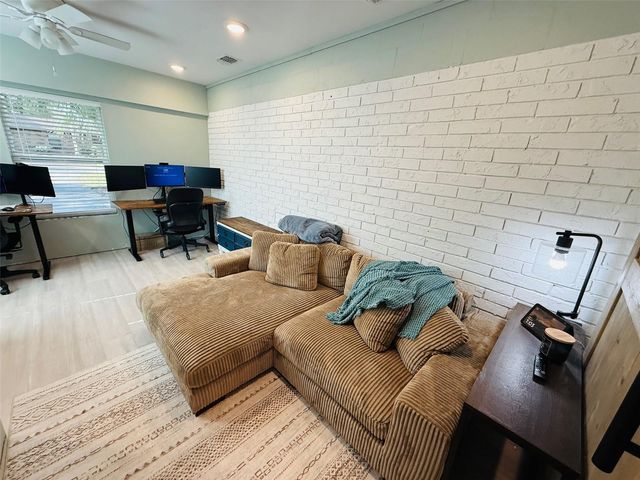 425 SW 257TH TERRACE, Newberry, FL 32669