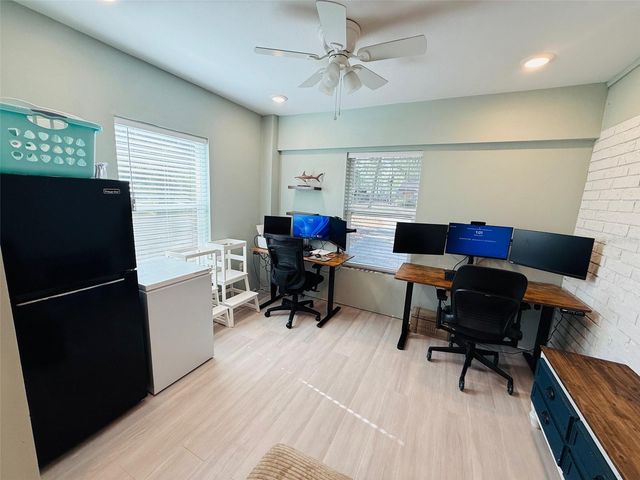 425 SW 257TH TERRACE, Newberry, FL 32669