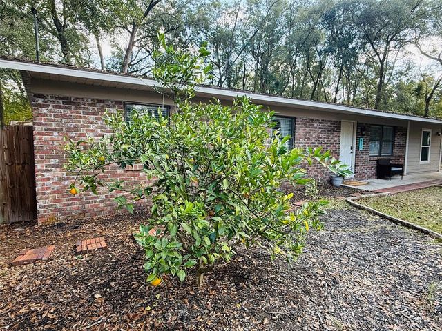 425 SW 257TH TERRACE, Newberry, FL 32669