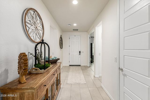 1793 W FAWN Way, San Tan Valley, AZ 85144