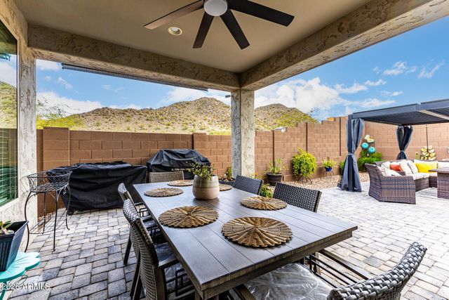 1793 W FAWN Way, San Tan Valley, AZ 85144