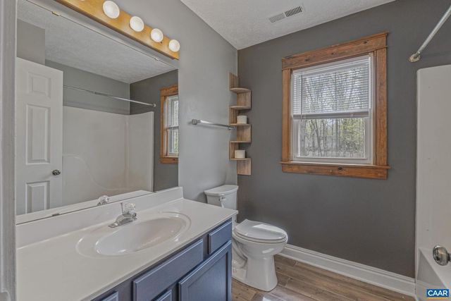 3 HAWKS PL, Palmyra, VA 22963
