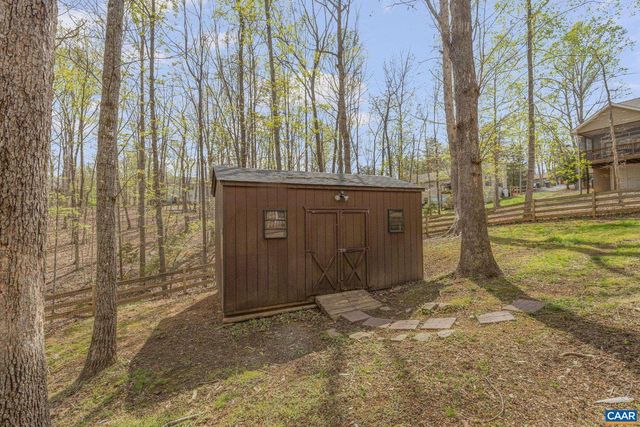 3 HAWKS PL, Palmyra, VA 22963