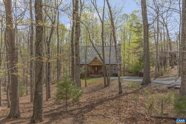 3 HAWKS PL, Palmyra, VA 22963