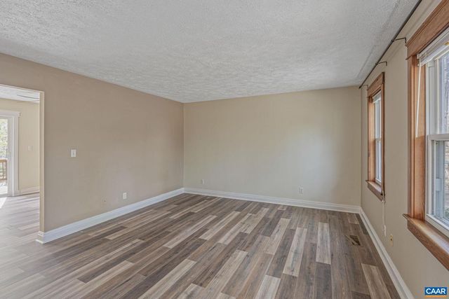 3 HAWKS PL, Palmyra, VA 22963