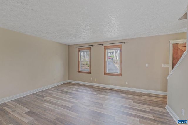 3 HAWKS PL, Palmyra, VA 22963
