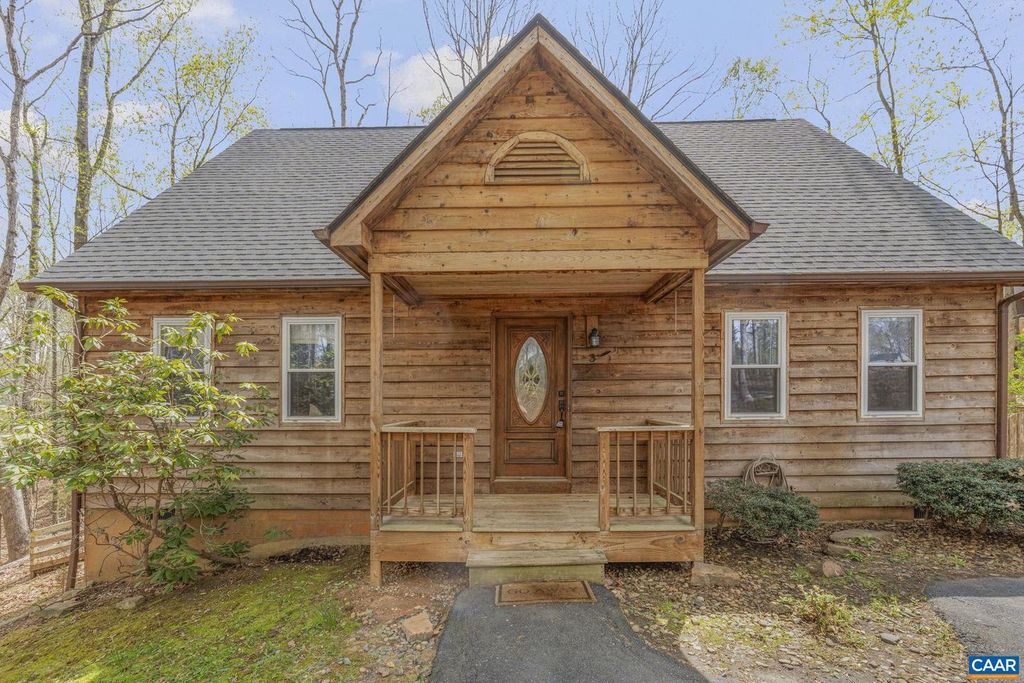 3 HAWKS PL, Palmyra, VA 22963