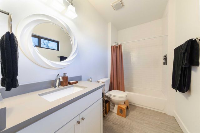 4704 Duval ST, Austin, TX 78751