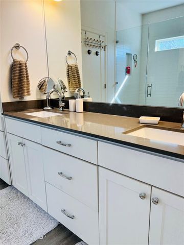 4704 Duval ST, Austin, TX 78751