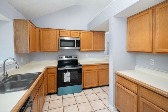 1533 Springaire Lane, Lewisville, TX 75077