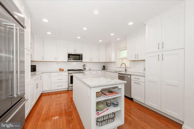 15829 GLACIER CT, North Potomac, MD 20878