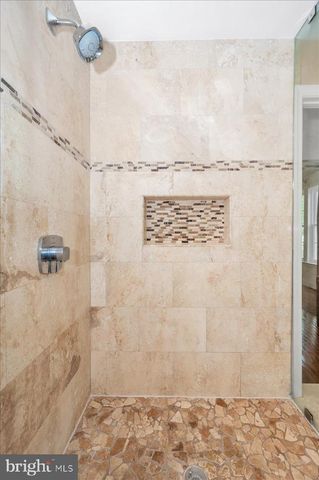 15829 GLACIER CT, North Potomac, MD 20878
