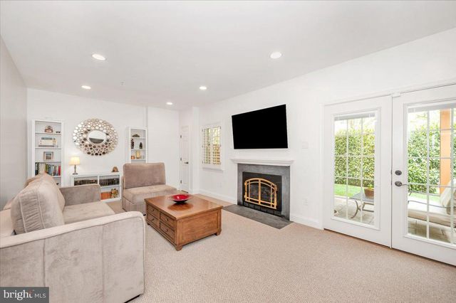 15829 GLACIER CT, North Potomac, MD 20878