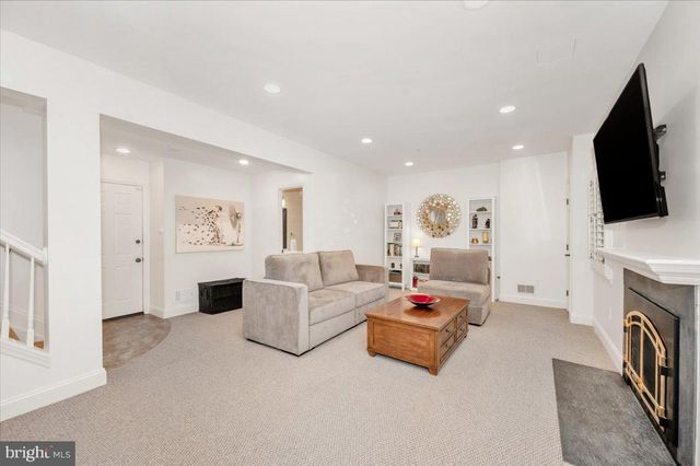 15829 GLACIER CT, North Potomac, MD 20878