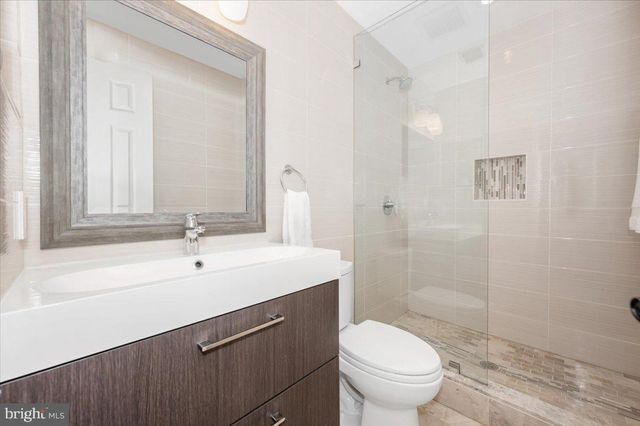 15829 GLACIER CT, North Potomac, MD 20878
