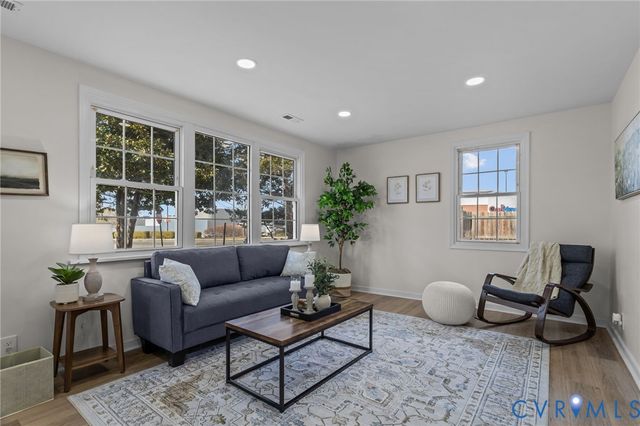 1315 St Michaels Ln, Henrico, VA 23229