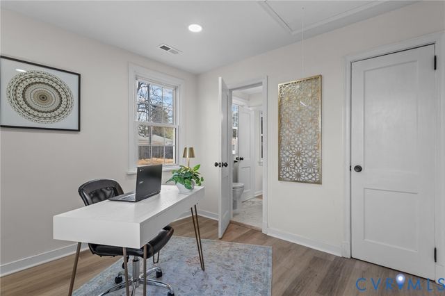 1315 St Michaels Ln, Henrico, VA 23229