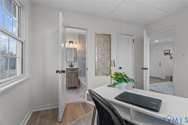 1315 St Michaels Ln, Henrico, VA 23229