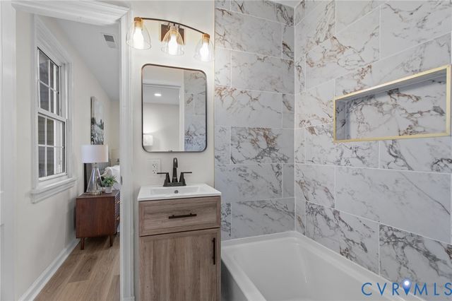 1315 St Michaels Ln, Henrico, VA 23229