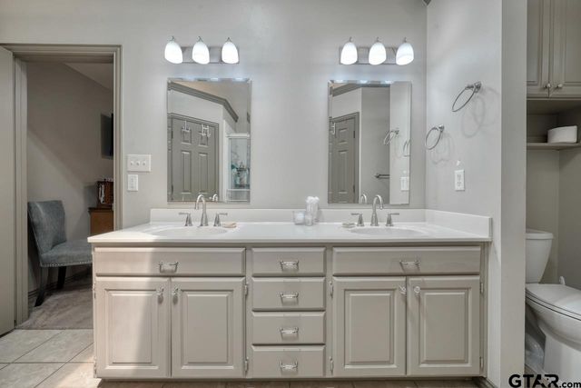 643 Winchester Drive, Chandler, TX 75758