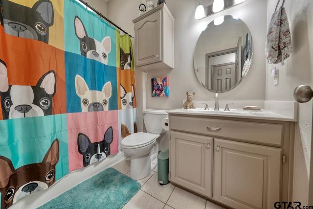 643 Winchester Drive, Chandler, TX 75758