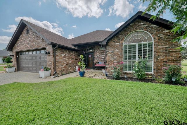 643 Winchester Drive, Chandler, TX 75758