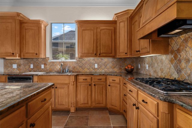 1170 Waters Edge Circle, Shreveport, LA 71106