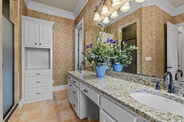 1170 Waters Edge Circle, Shreveport, LA 71106