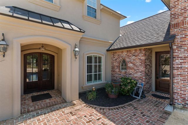 1170 Waters Edge Circle, Shreveport, LA 71106