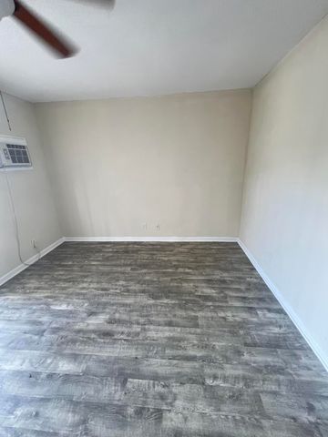 31 NORWICH B 31, West Palm Beach, FL 33417
