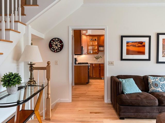 123 Economou Farm Road, South Burlington, VT 05403