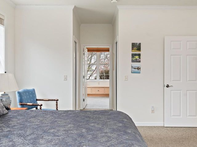 123 Economou Farm Road, South Burlington, VT 05403