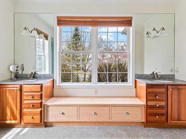 123 Economou Farm Road, South Burlington, VT 05403