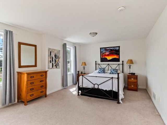 123 Economou Farm Road, South Burlington, VT 05403
