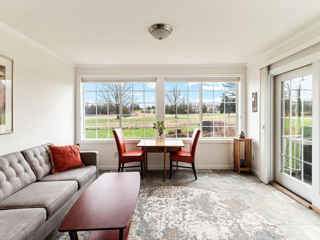 123 Economou Farm Road, South Burlington, VT 05403