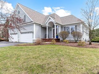 123 Economou Farm Road, South Burlington, VT 05403