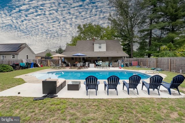 20 ROSE ST, Willingboro, NJ 08046