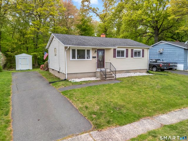 41 Hemingway Street, Plainville, CT 06062